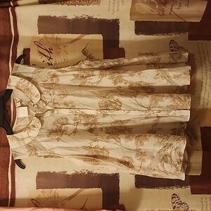 SLEEVELESS BLOUSE